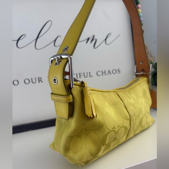 💛💚COACH 6371 Y2K Lime East-West Hampton Signature Demi Soho Baguette💚💛 - Picture 5 of 16